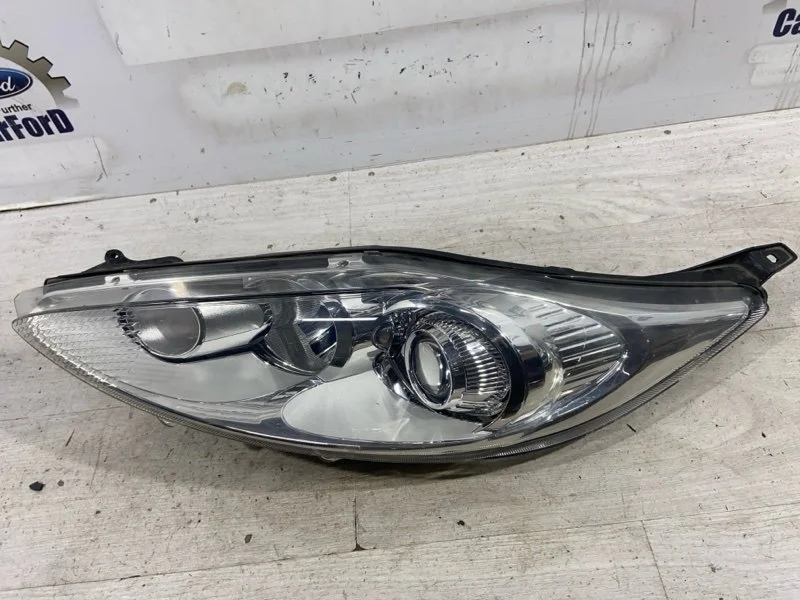 Фара левая Ford Fiesta (08-12) ХЭТЧБЕК 5 ДВ.