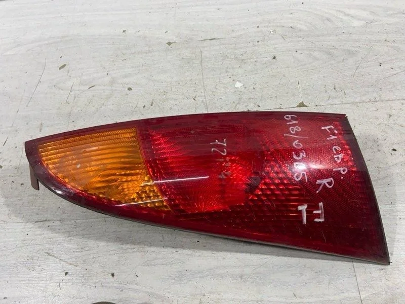 Фонарь задний правый Ford Focus 1 (98-05) ХЭТЧБЭК
