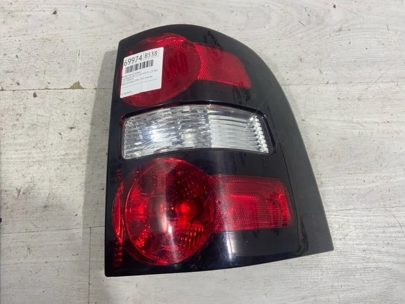 Фонарь задний правый Ford Explorer (01-11) SUV