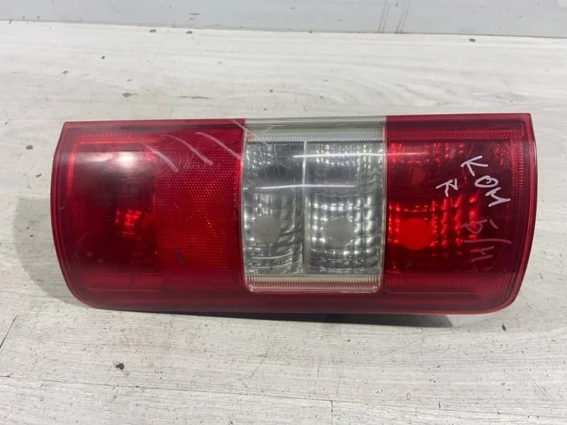 Фонарь задний правый Ford Tourneo/Connect (02-13)