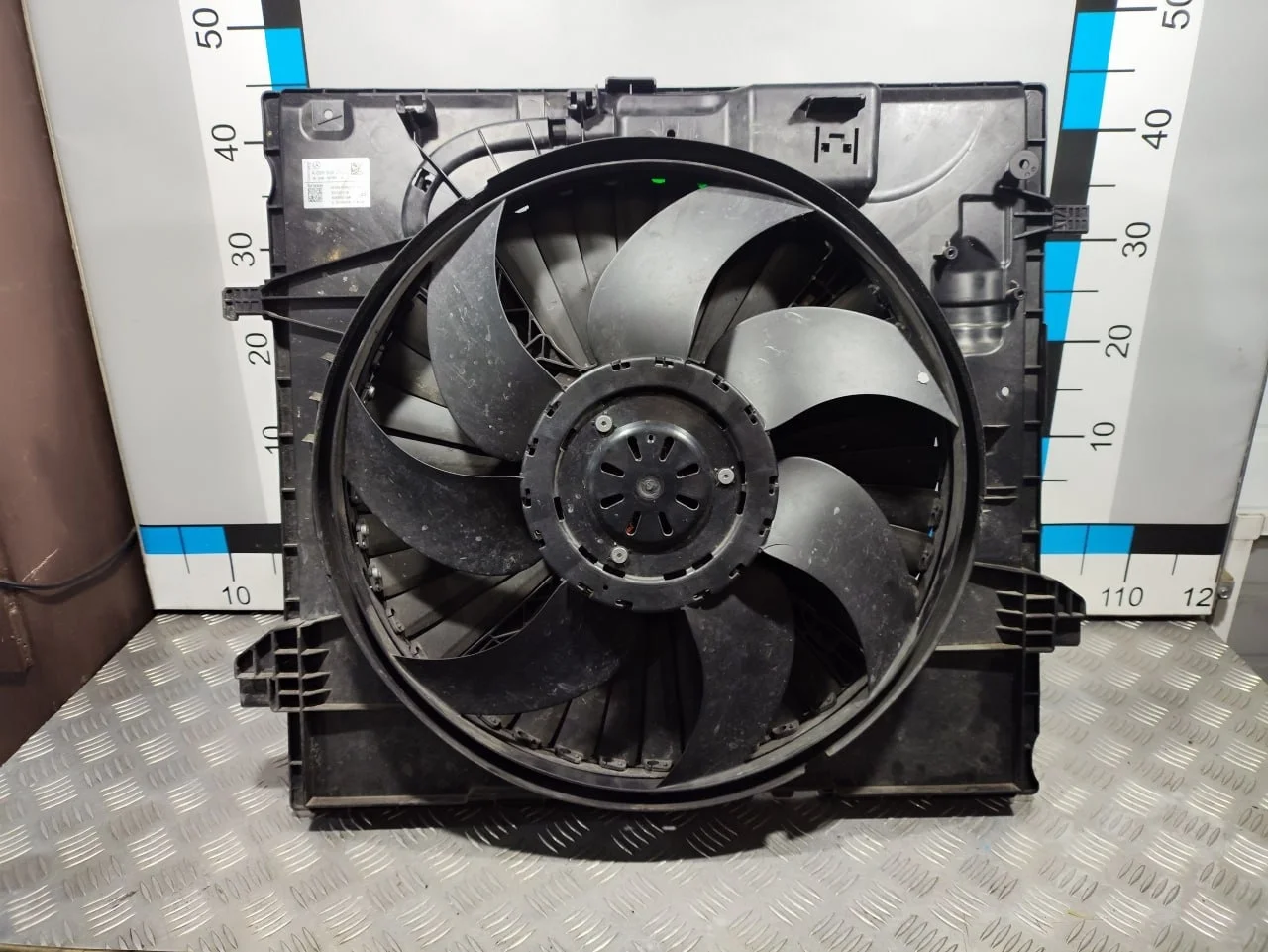 [Б/У] Вентилятор радиатора 600W [Код: 00534987 ]