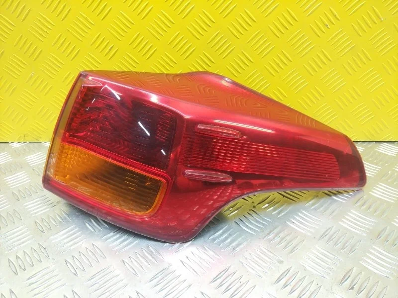 Фонарь задний правый Toyota Rav 4 (CA40) (2012-2019) 2013