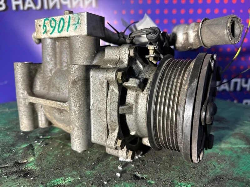 Компрессор кондиционера Ford Focus 1998-2004