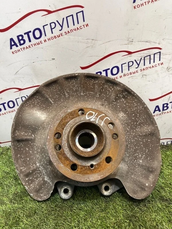 Кулак поворотный MB GL450 2013 X166