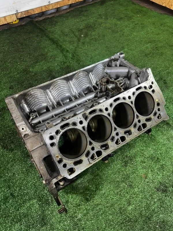 Блок цилиндров Bmw 7-Series F01 N63B44 2010