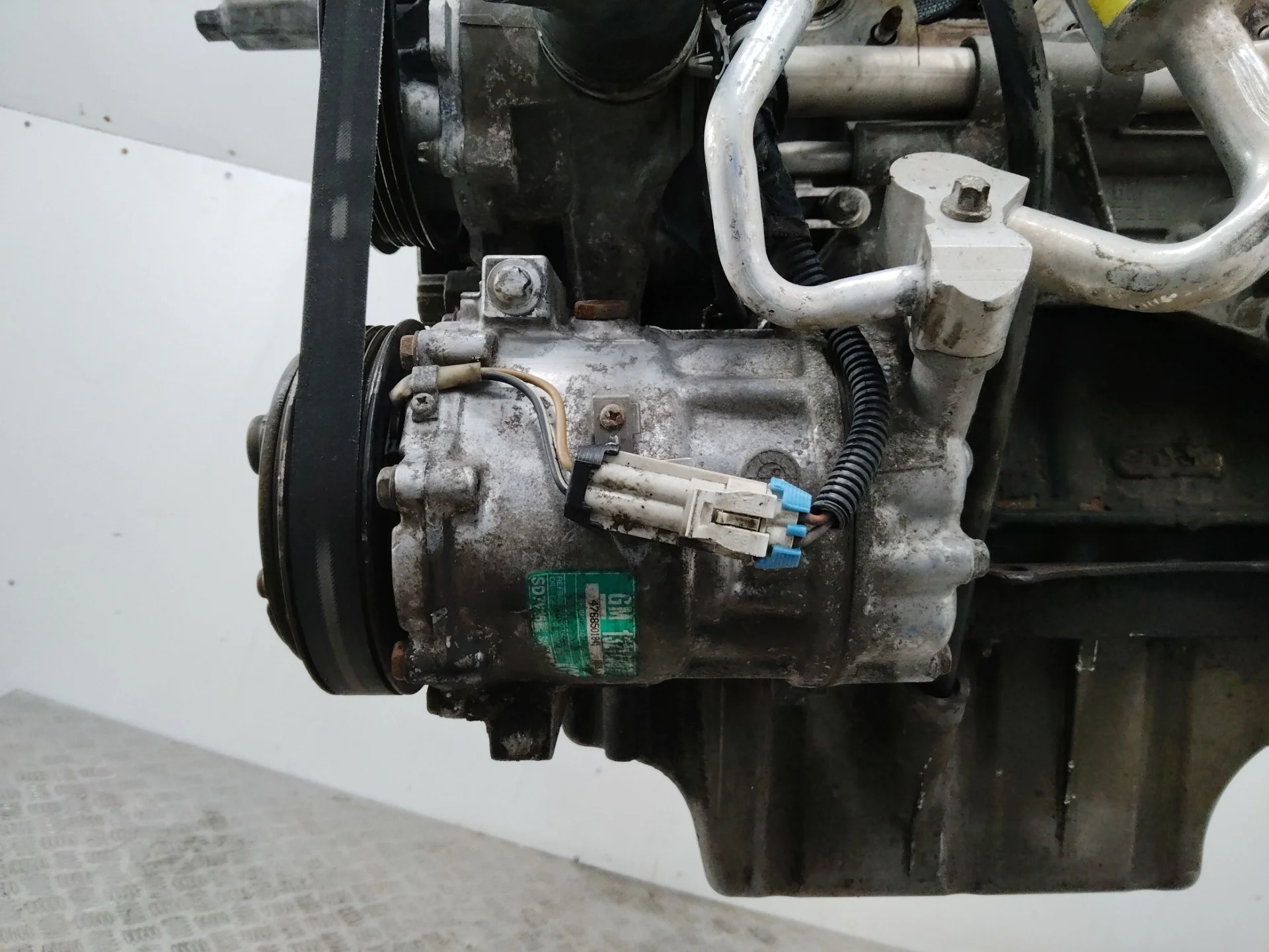 компрессор кондиционера Opel Zafira 2 поколение (B)