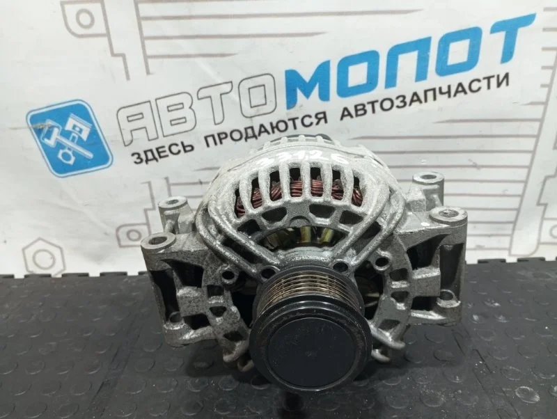 Генератор Audi A4 B8 CDH