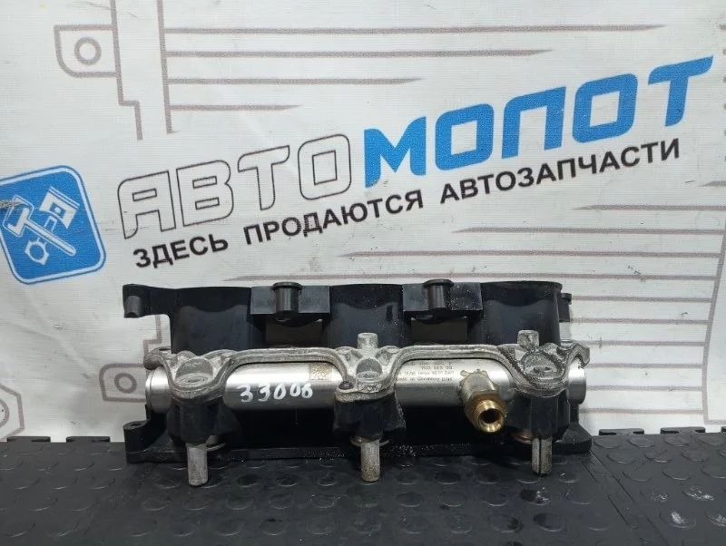 Топливная рампа Audi A5 8T3 CAL