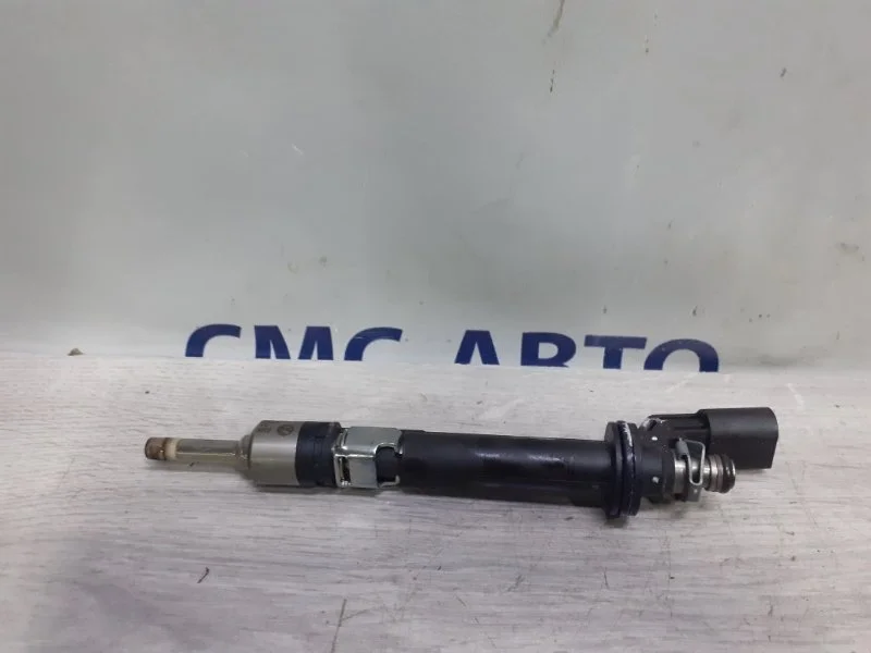 Форсунка топливная Porsche Cayenne 95560523300 958 3.6. 5502