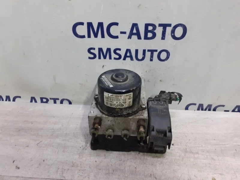 Блок АБС ABS Volvo Xc90 30643982 ХС90 2.5