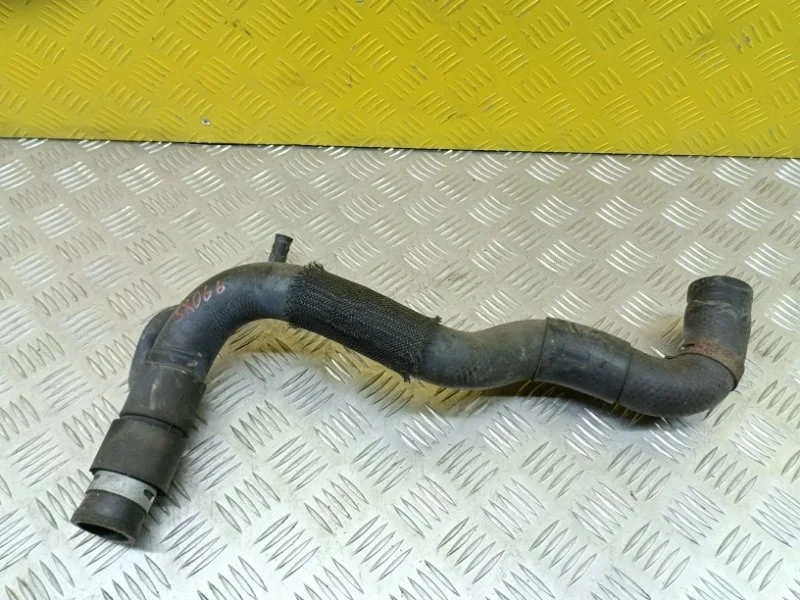 Патрубок радиатора Toyota Rav 4 (XA30) (2005-2014) 2006