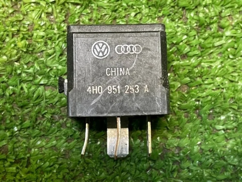 Реле Volkswagen Polo 602 2018