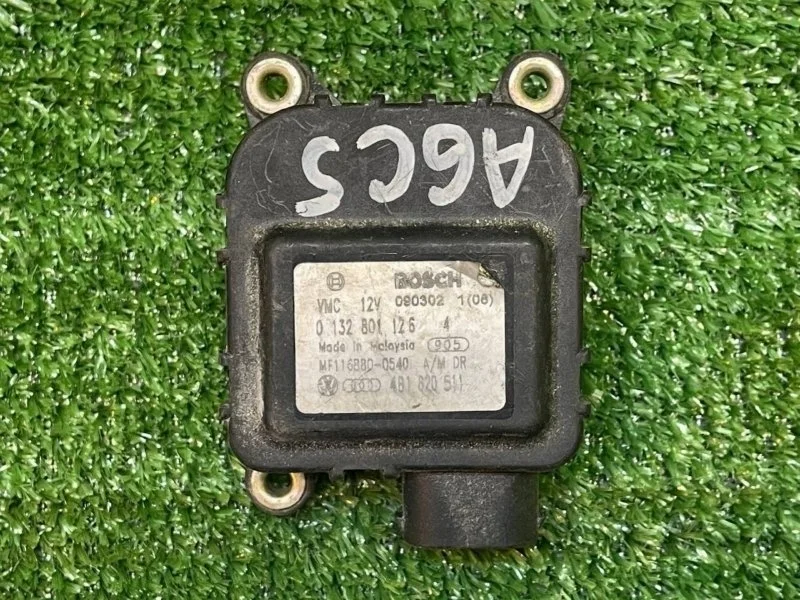 Сервопривод заслонок печки Audi A6 C5 1998