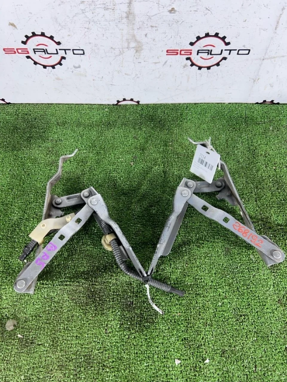 Петля капота Subaru Legacy 2005 BP5