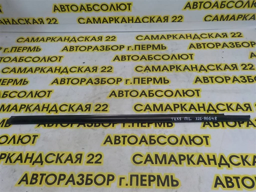 Накладка стекла переднего левого Chevrolet Aveo (T250) 2008-2011