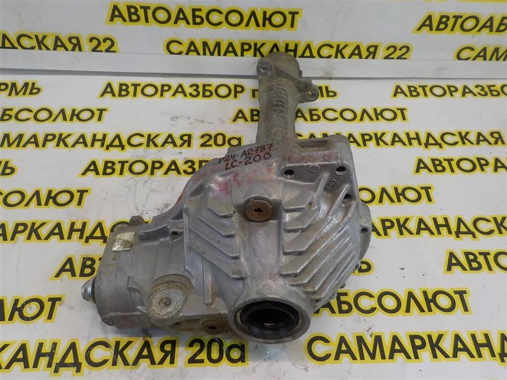 Редуктор переднего моста Toyota Land Cruiser 200 2008-2021