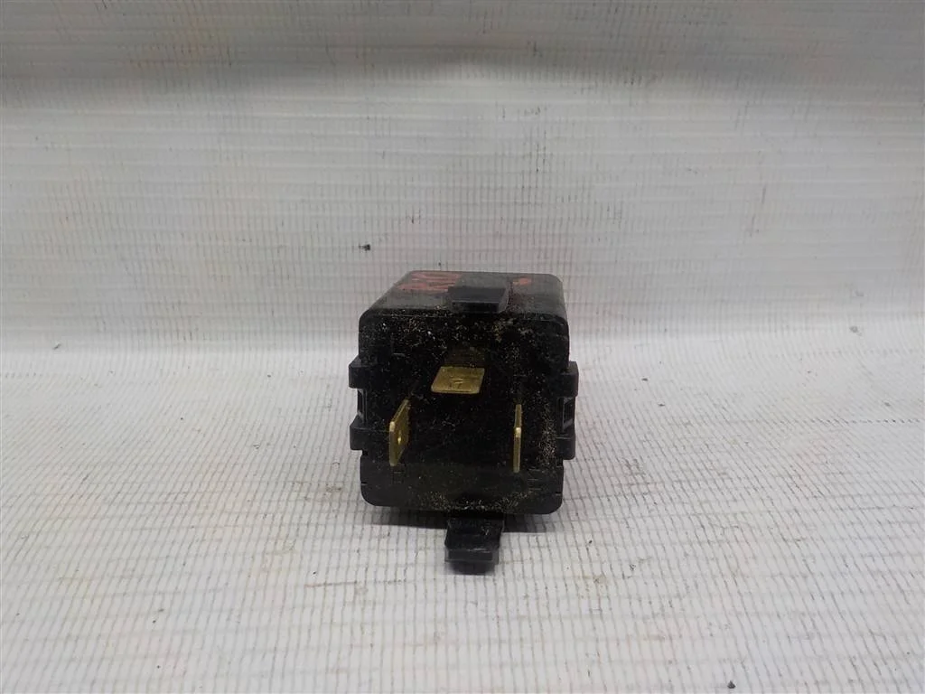 Реле поворотов KIA RIO II (2005—2009)