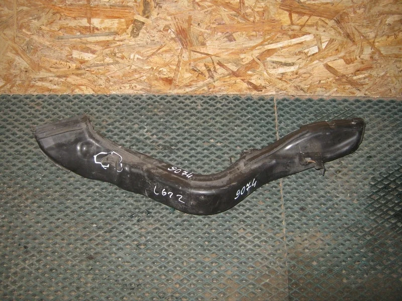 Воздуховод Ford Kuga 1