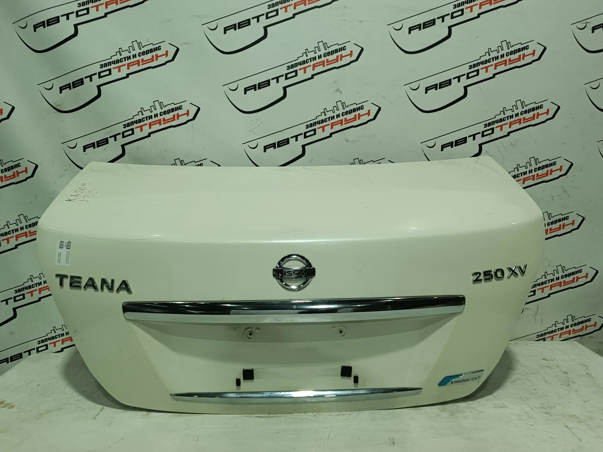 КРЫШКА БАГАЖНИКА NISSAN TEANA J32 PJ32 TNJ32 H430MJN2AA белый, QX1 KA8090