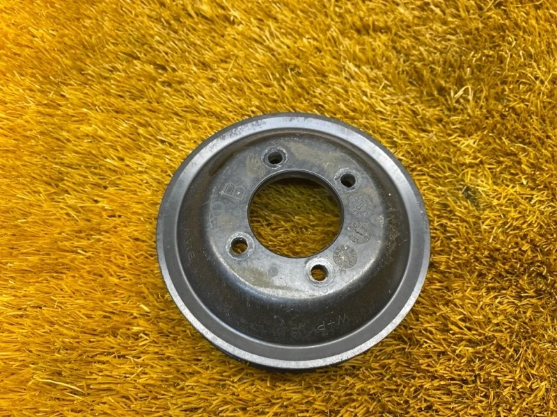 Шкив помпы BMW 3-Series 2001 E46