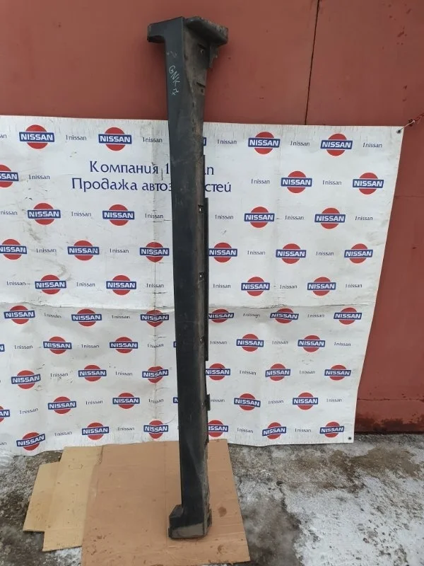Накладка на порог наружная Nissan X Trail 2015 768514CM0B T32 R9M, левая