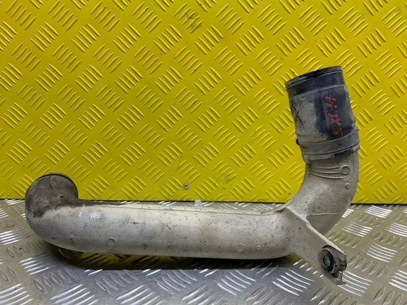 Патрубок интеркулера Nissan Pathfinder (R51M) 2004-2013 2010