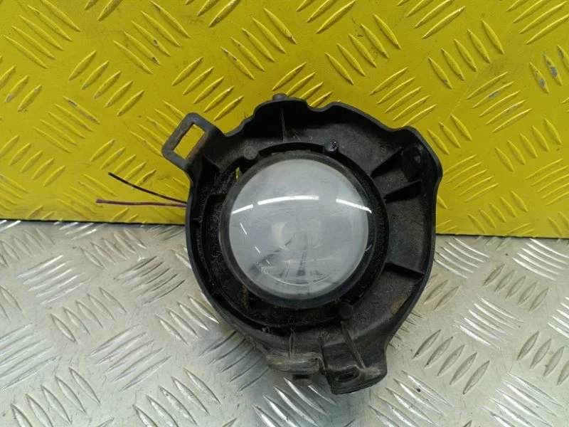 Фара противотуманная правая Nissan Pathfinder (R51M) 2004-2013 2007 Внедорожник