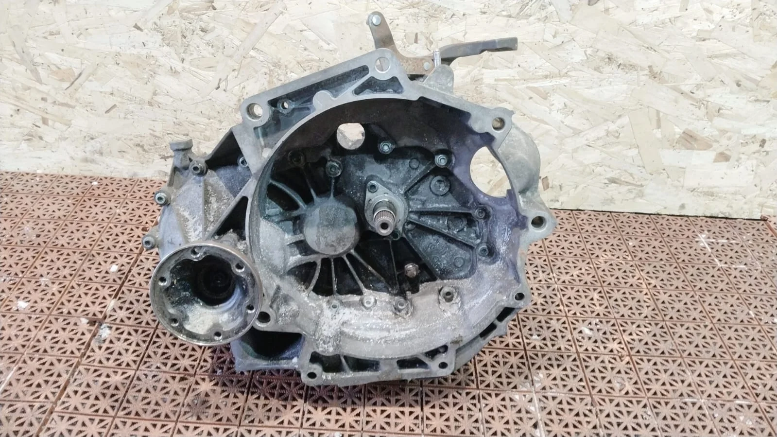 МКПП 5 ступенчатая коробка передач механническая AUDI A3, SKODA 1Z, VOLKSWAGEN GOLF 5/6, JETTA 5 1,6 FVH 2004- б/у A3(2004-2013);OCTAVIA 1Z(2004-2012);GOLF 5(2004-2009);GOLF 5+(2005-2014);JETTA 5(2005-2009)