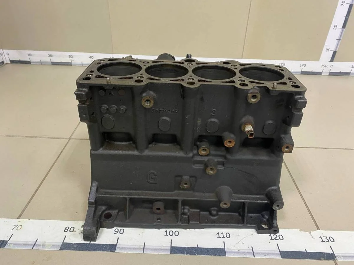 Блок двигателя Audi A6 C5 1997-2005