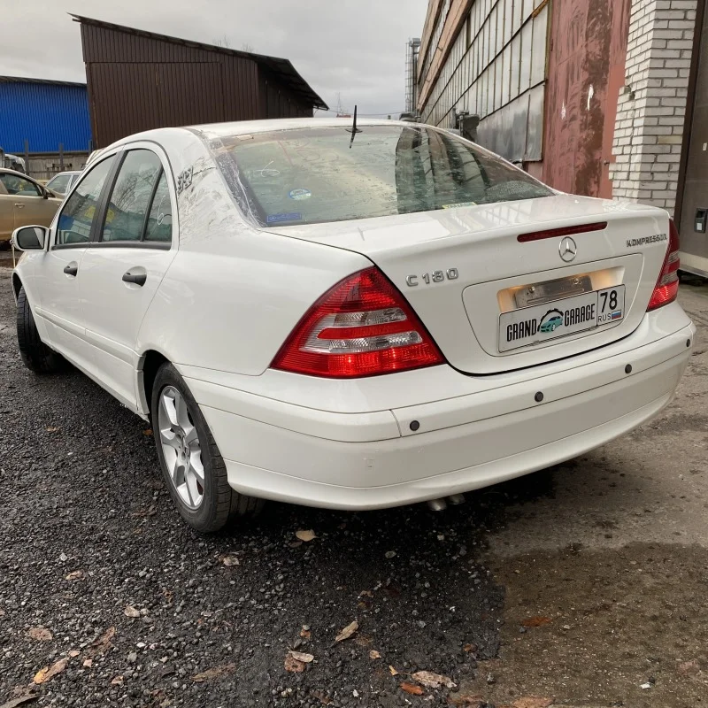 Продажа Mercedes-Benz C class 1.8 (143Hp) (271.946) RWD AT по запчастям