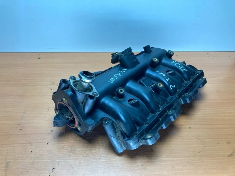 Коллектор впускной Opel Corsa D 2006-2014 55213267 1.3 A13DTC