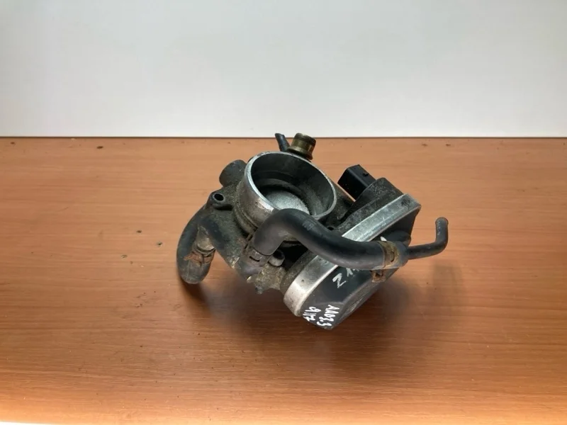 Дроссельная заслонка Chevrolet Cruze 55560398 1.6 F16D4