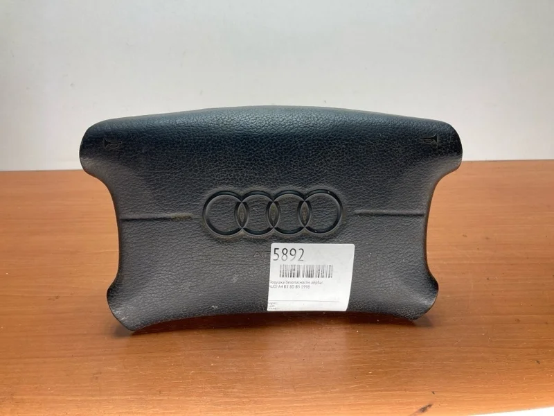 Подушка безопасности в руль Audi A4 B5 1994-2001 4A0880201