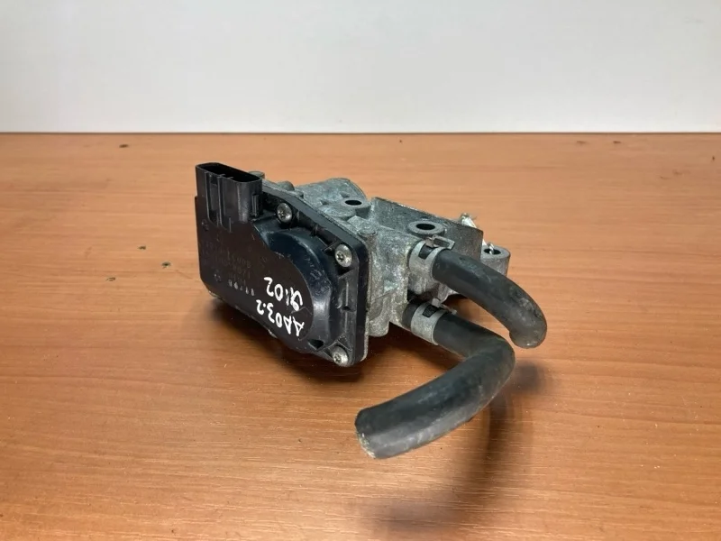 Клапан EGR Nissan Navara D40 2005-2010 14710EC00B 2.5 YD25