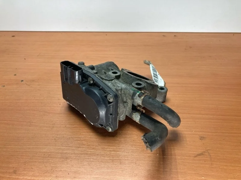 Клапан EGR Nissan Navara D40 2005-2010 14710EC00B 2.5 YD25