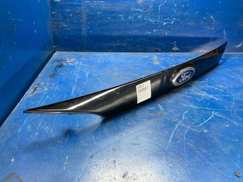 Накладка крышки багажника Ford Focus 3 2011-2015 BM51F43404AB СЕДАН