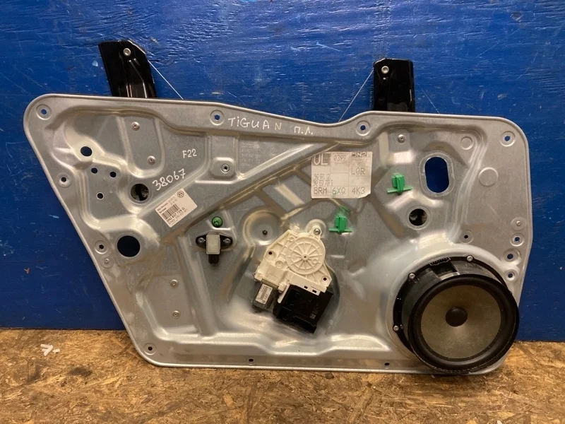 Стеклоподъемник Volkswagen Tiguan Nf 2006-2018 5N0837461, передний левый