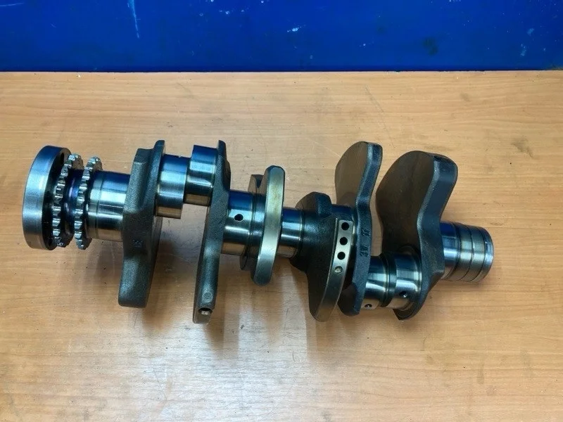 Коленвал Audi A6 C6 2004-2010 06E105101G 2.4 BDW