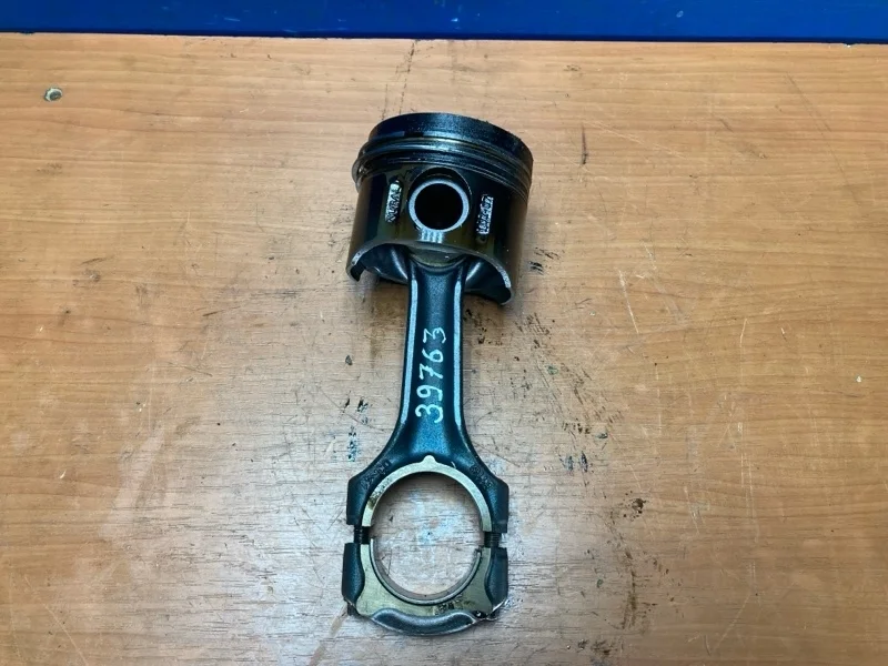 Поршень Mercedes Sprinter W906 2006-2019 A6460300117 2.2 OM646
