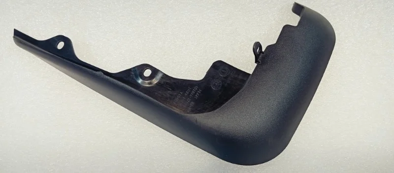 Брызговик Toyota Highlander 2007-2013 XU40