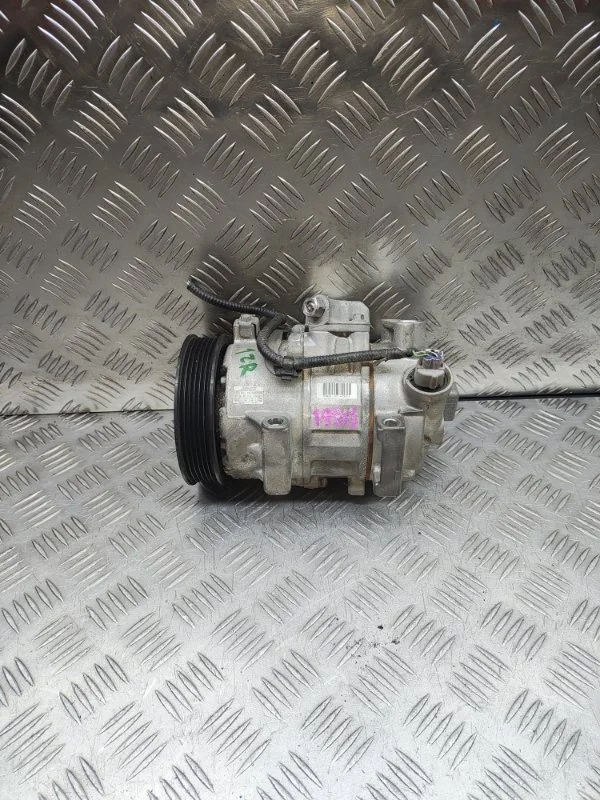 Компрессор кондиционера Toyota Corolla 4472601496 E150 1ZRFE