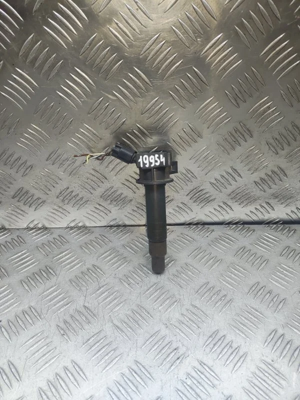 Катушка зажигания Toyota Avensis 9008019019 T250 1ZZFE