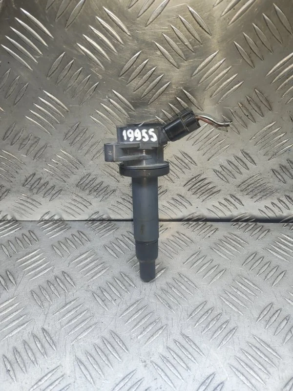 Катушка зажигания Toyota Avensis 9008019019 T250 1ZZFE
