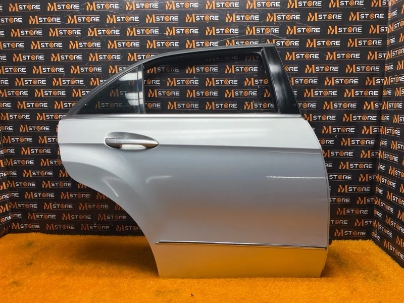 Дверь Mercedes-Benz -class 2013 W212