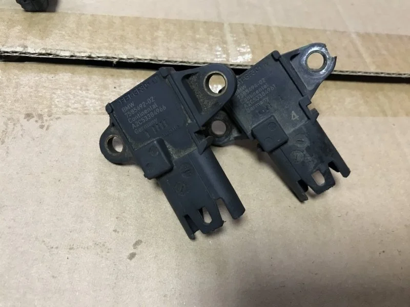 Датчик абсолютного давления Bmw X6 13627585492 E71