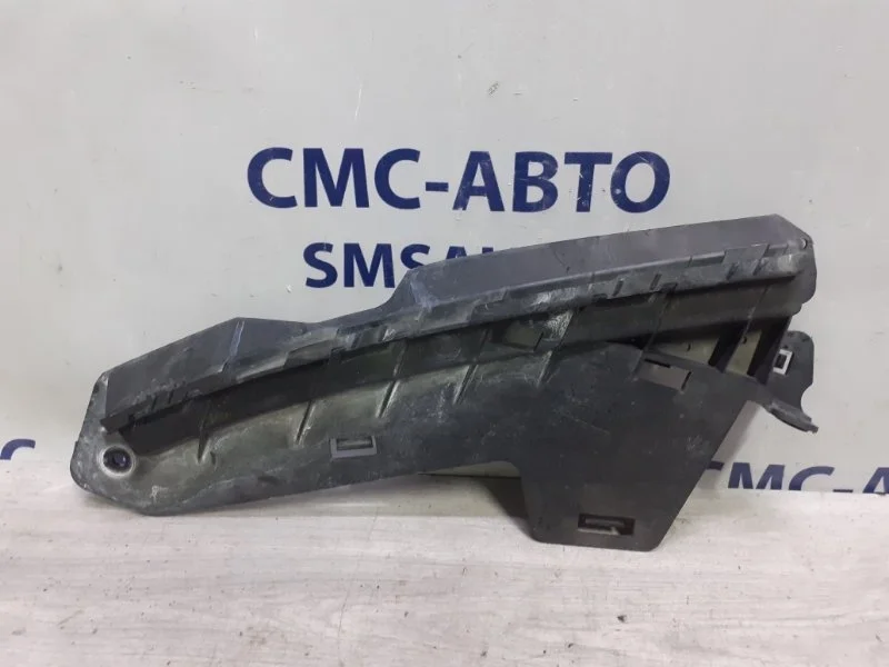 Кронштейн бампера под фару Volvo Xc70 30796387 ХС70 3.2, передний левый