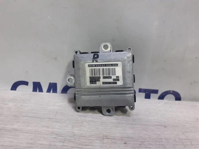 Блок управления фарой Volvo Xc70 31283922 ХС70 3.2, правый