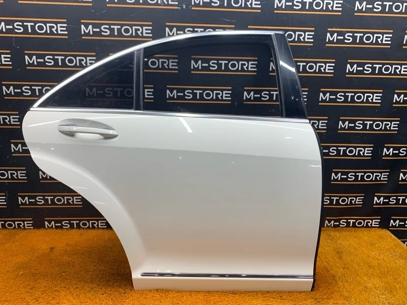 Дверь Mercedes-Benz -Class 2007 W221