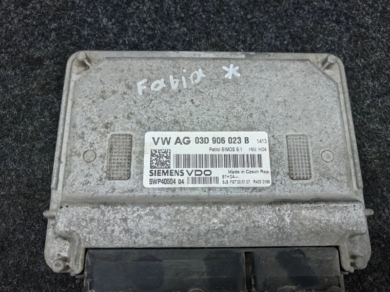 Блок управления двигателем Skoda Fabia 2005