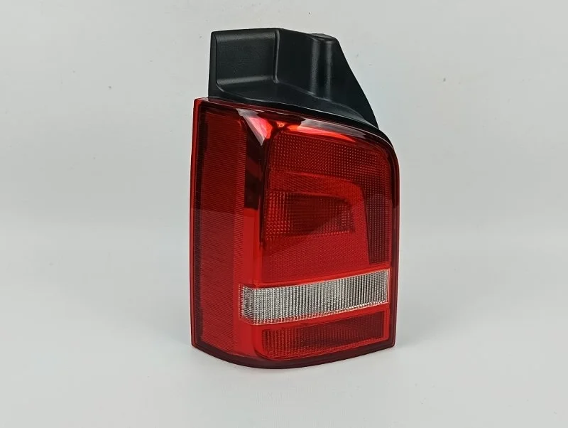 Фонарь Volkswagen Transporter T5